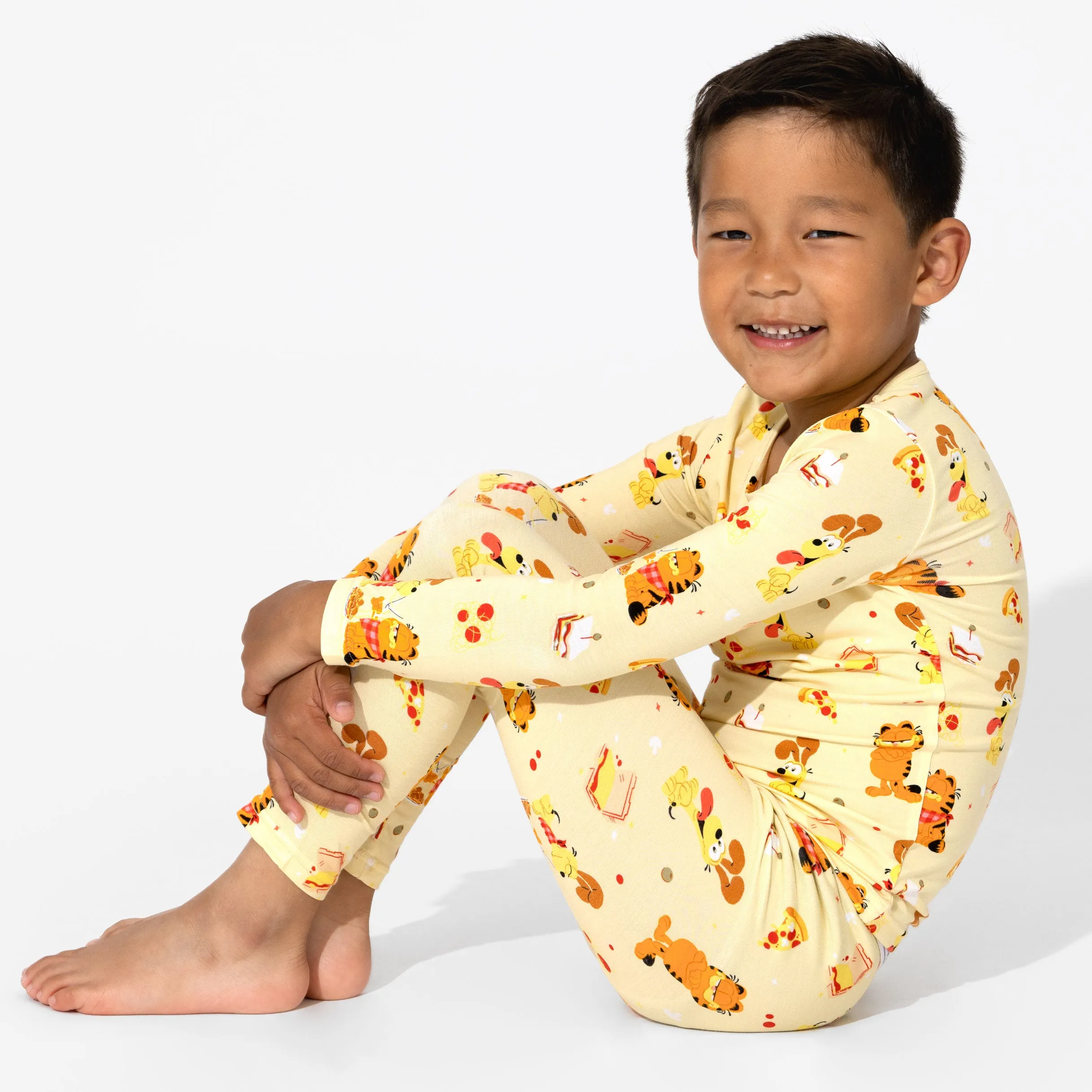 Bellabu Bear 2 piece PJ Set - Garfield The Movie